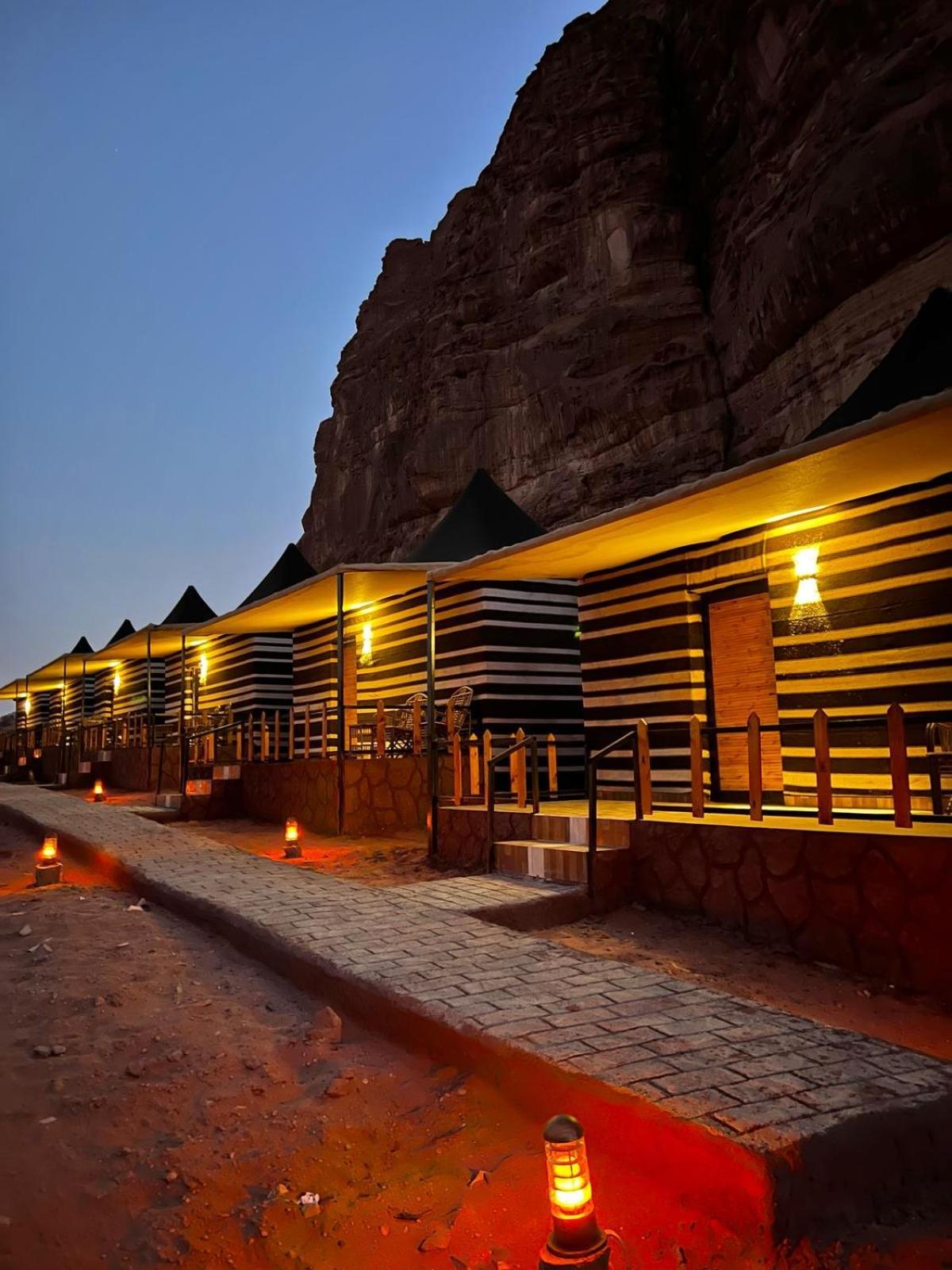 Rum Solaris Bubbles Camp Wadi Rum Exterior photo
