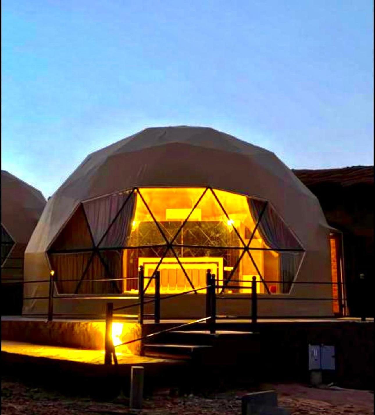 Rum Solaris Bubbles Camp Wadi Rum Exterior photo